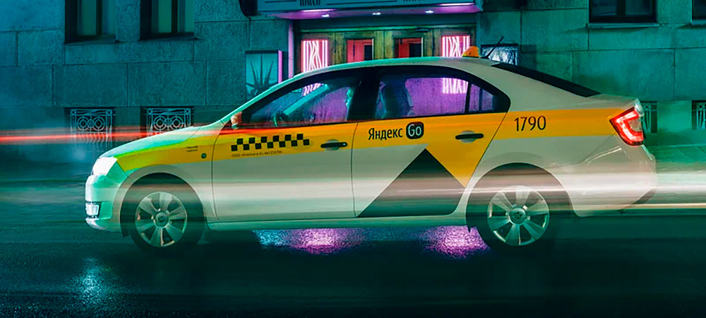 Интерактивная реклама на подголовниках сидений в салонах такси города Бреста